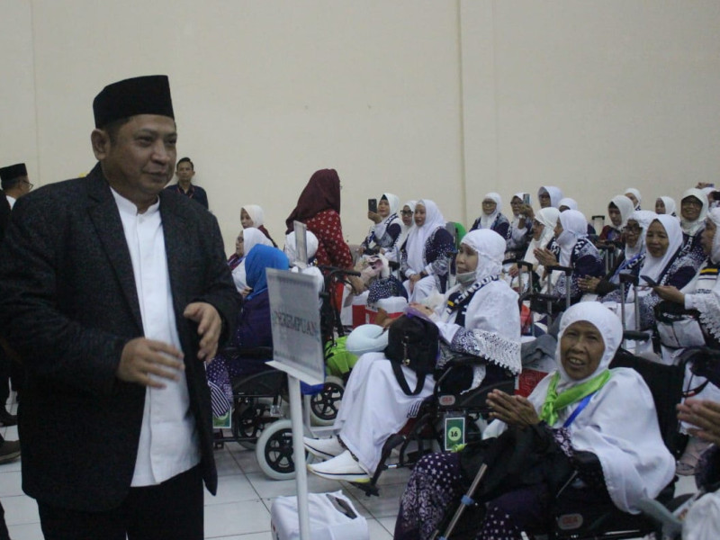 Sekjen Kemenag: Jemaah Harus Jaga Stamina dan Hemat Tenaga hingga Puncak Haji